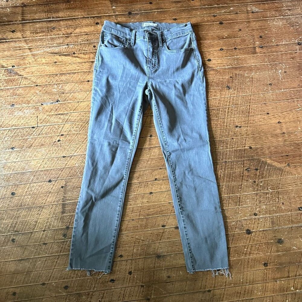 Madewell sustainable high rise normcore 26 skinny gray jeans
